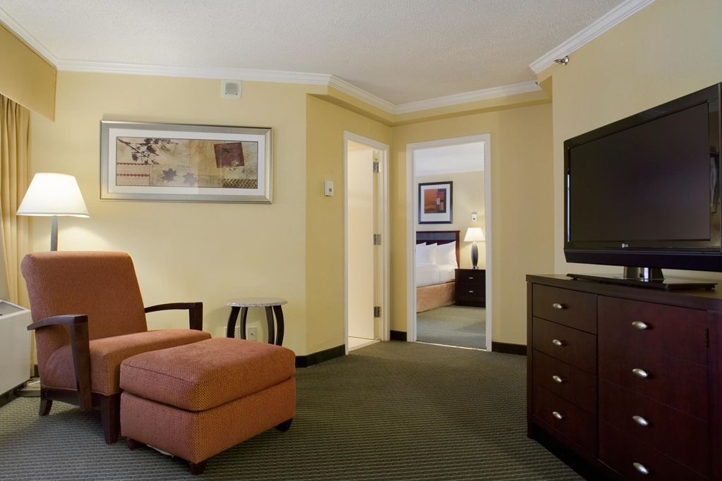 מלון Hilton ארלינגטון חדר תמונה